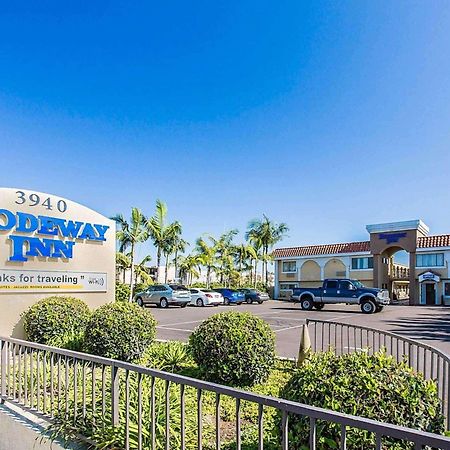 Rodeway Inn & Suites Інґлвуд Екстер'єр фото