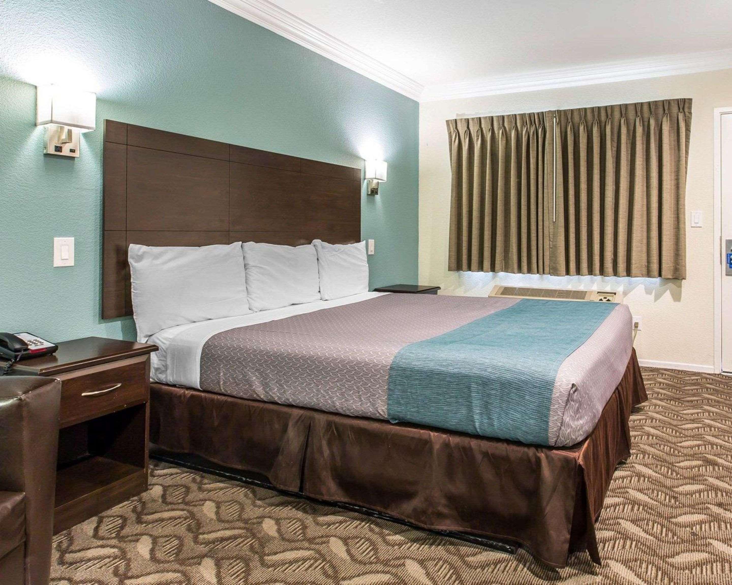 Rodeway Inn & Suites Інґлвуд Екстер'єр фото